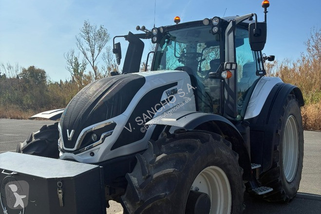 Tractor Valtra T195A