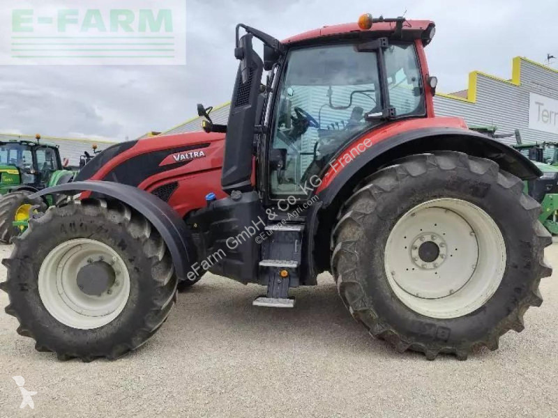 Tractor Valtra  t155