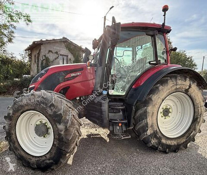 Tractor Valtra  n175 active