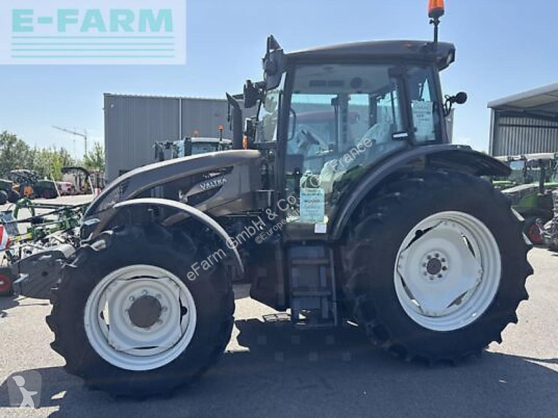 Tractor Valtra  a115