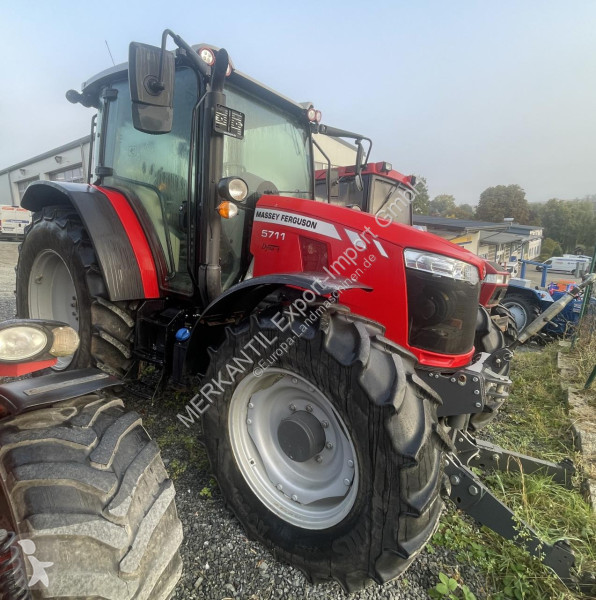Tractor Massey Ferguson  5711 Dyna-4