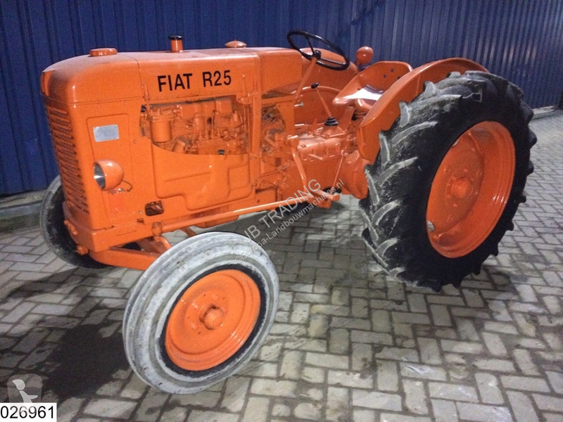 Tractor agrícola Fiat R25 2WD