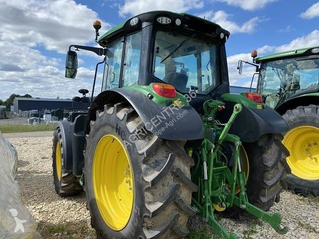 Tractor John Deere 6110M