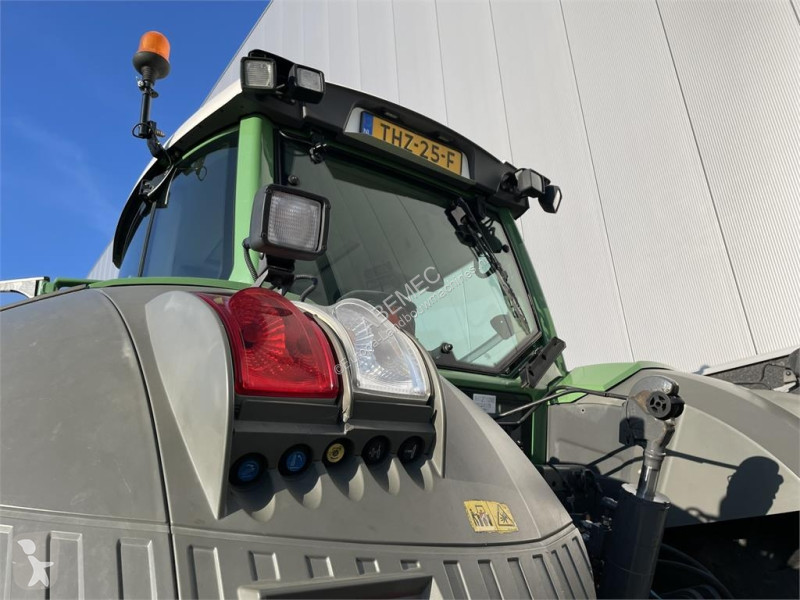 Tractor Fendt 826 Vario