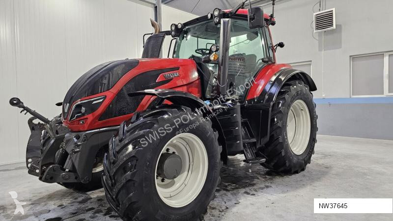 Landbrugstraktor Valtra T 154 HITECH