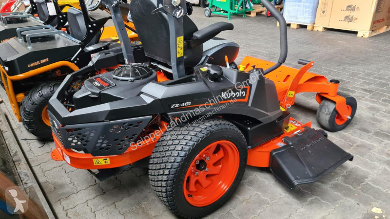 Tractor Kubota Z2-481 Zeroturn Kawasaki