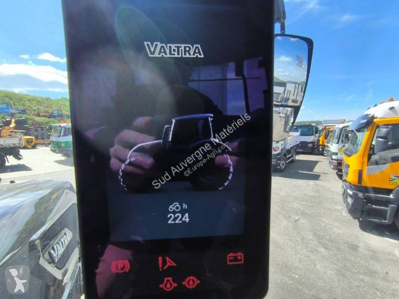 Tractor Valtra Q 285