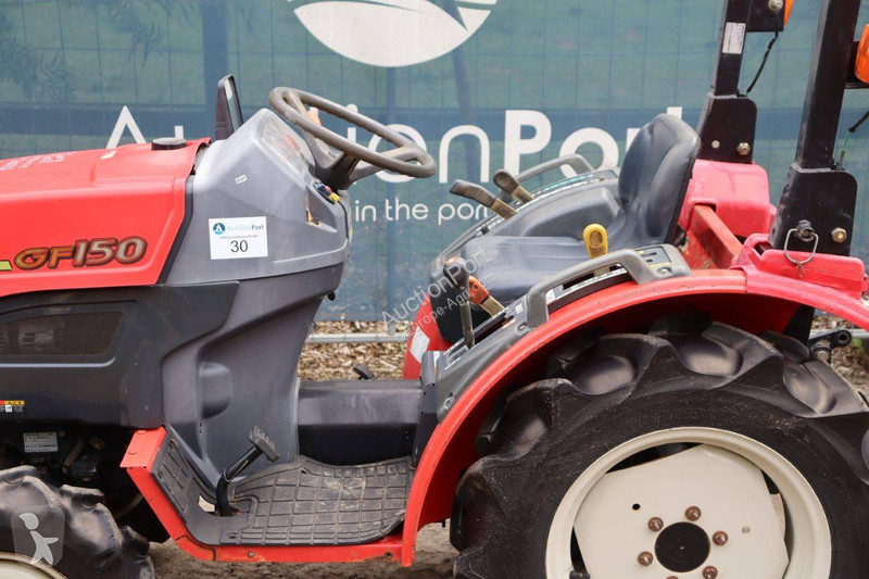 Tractor Mitsubishi GF150