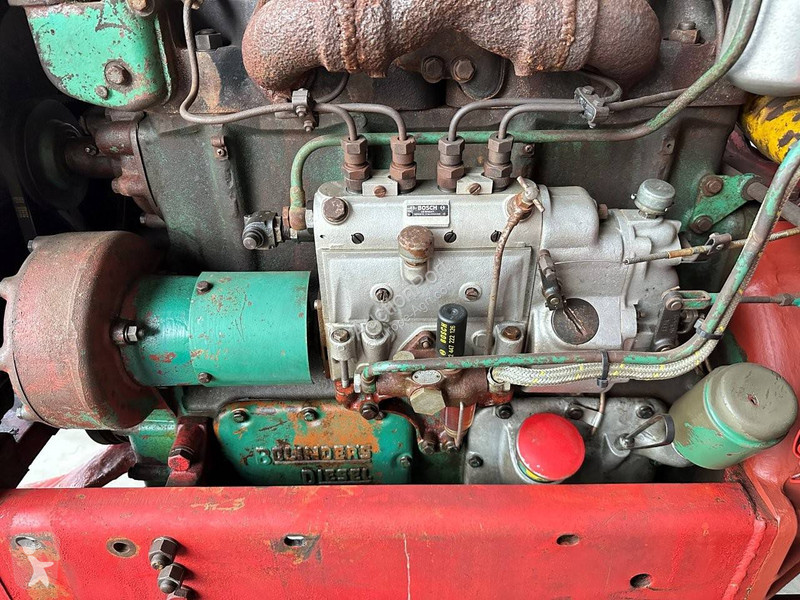 Tractor Volvo 470