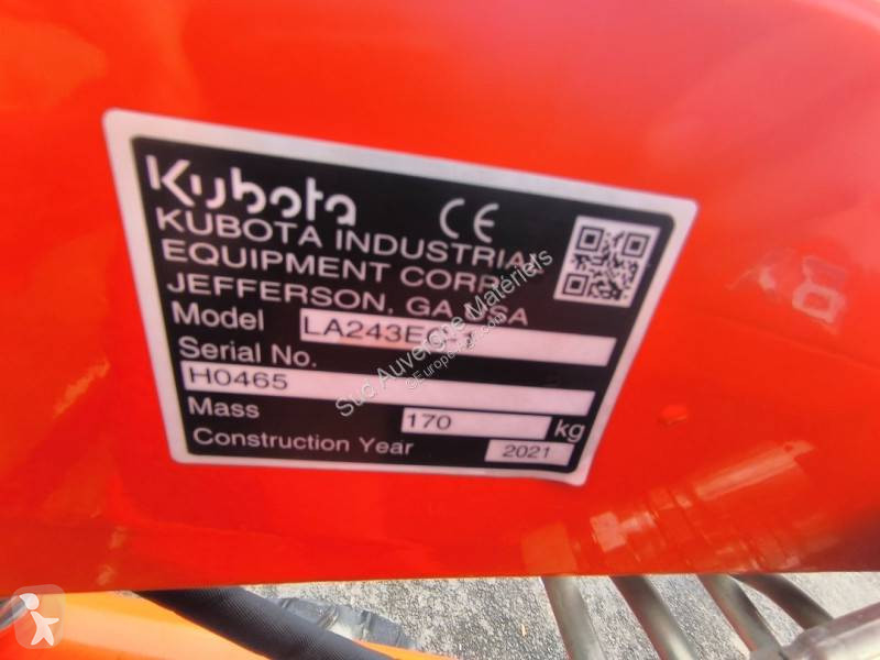Kubota BX 231 + Chargeur Kubota et Enfouisseur...