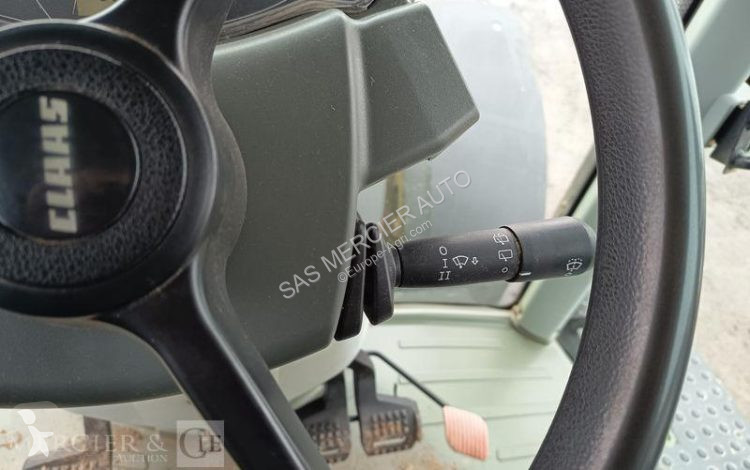Lantbrukstraktor Claas