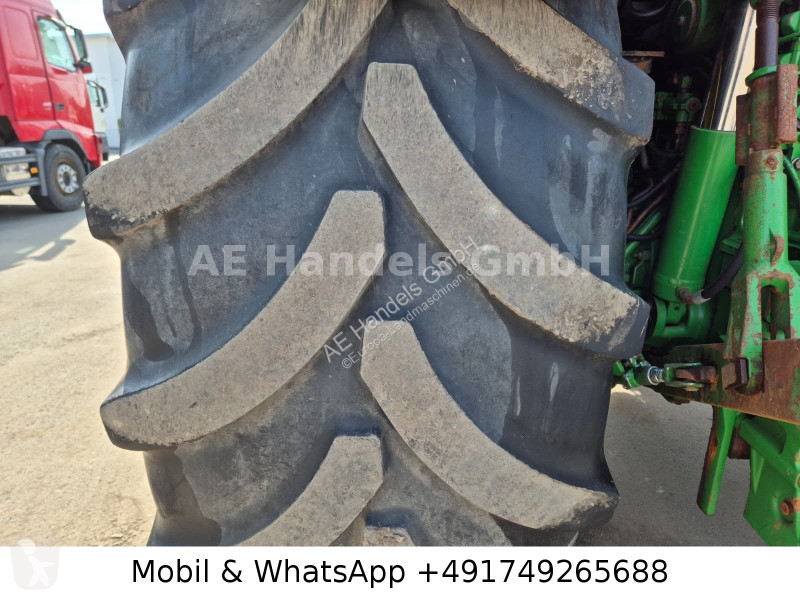Landbrugstraktor John Deere 6215R  6,8L 188KW...