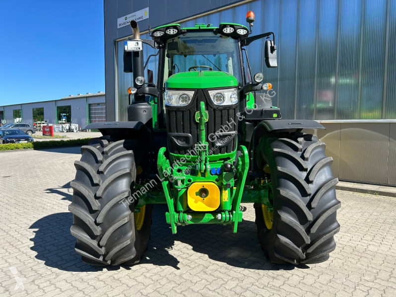 Landbrugstraktor John Deere  6M 200...