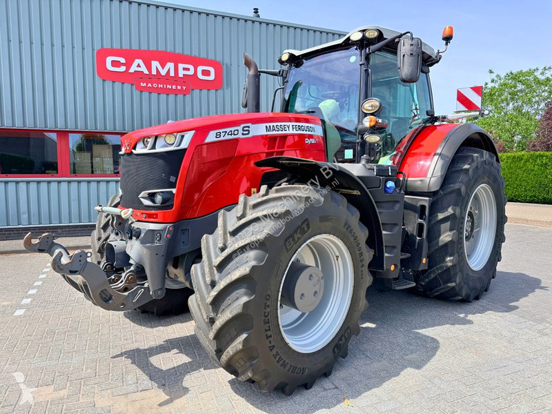 Landbrugstraktor Massey Ferguson 8740S Stage V