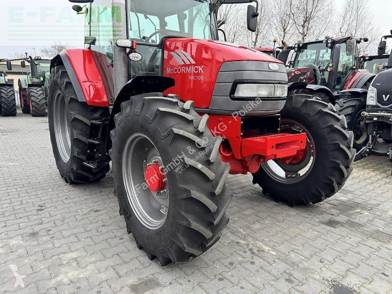 Lantbrukstraktor Mc Cormick  mc100