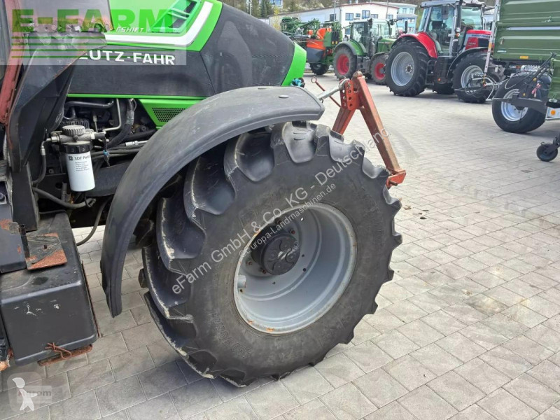 Lantbrukstraktor Deutz-Fahr agrotron