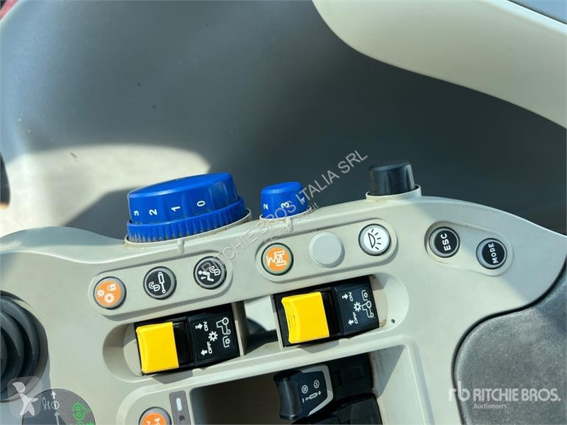 Tractor  X8.680 VT Drive