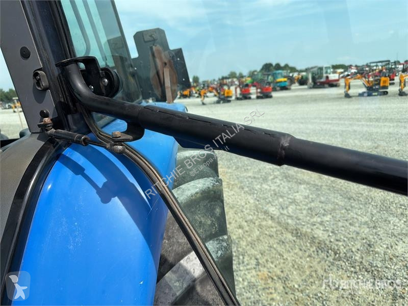 Tractor New Holland TL100A