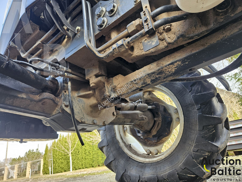 Трактор New Holland TD 5.105