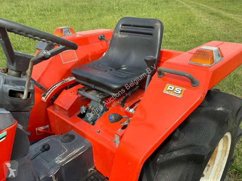 Landbrugstraktor Kubota Sunshine L1-205DT