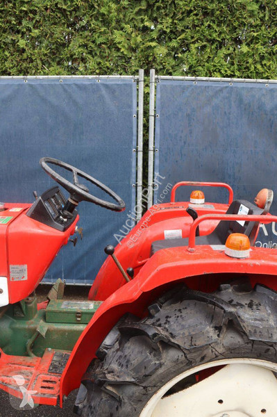 Lantbrukstraktor Yanmar 2TR20A