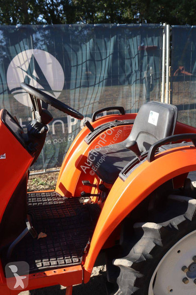 Tractor Kubota X-20