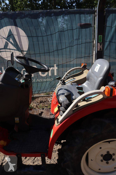 جرار زراعي Yanmar AF116