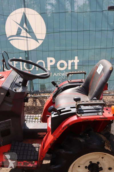 جرار زراعي Yanmar Ke-2D