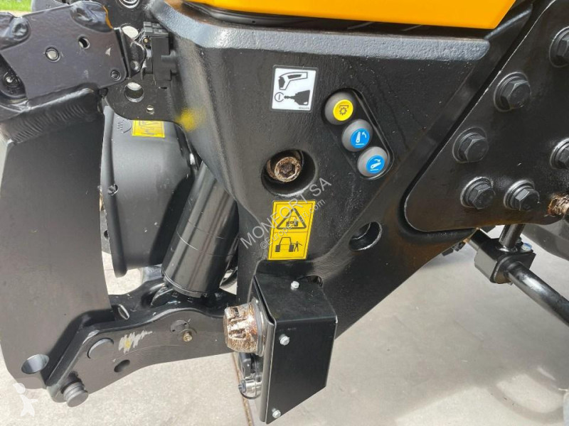 Tracteur agricole JCB  Fastrac 6300