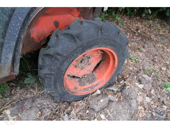Tractor Kubota B2400D