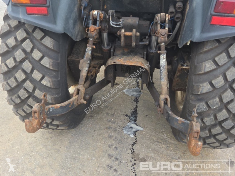 Сільськогосподарський трактор New Holland TCE55