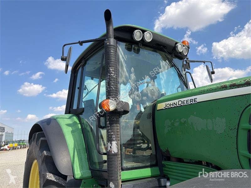 Tractor John Deere 6930 4WD Tractor