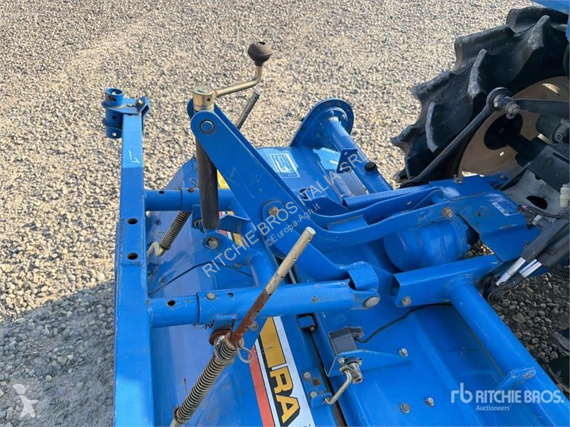 Tractor Iseki Landhope 155 Mini 4WD Tractor