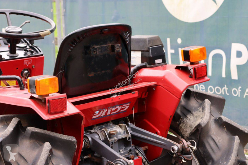 Shibaura P15F tractor