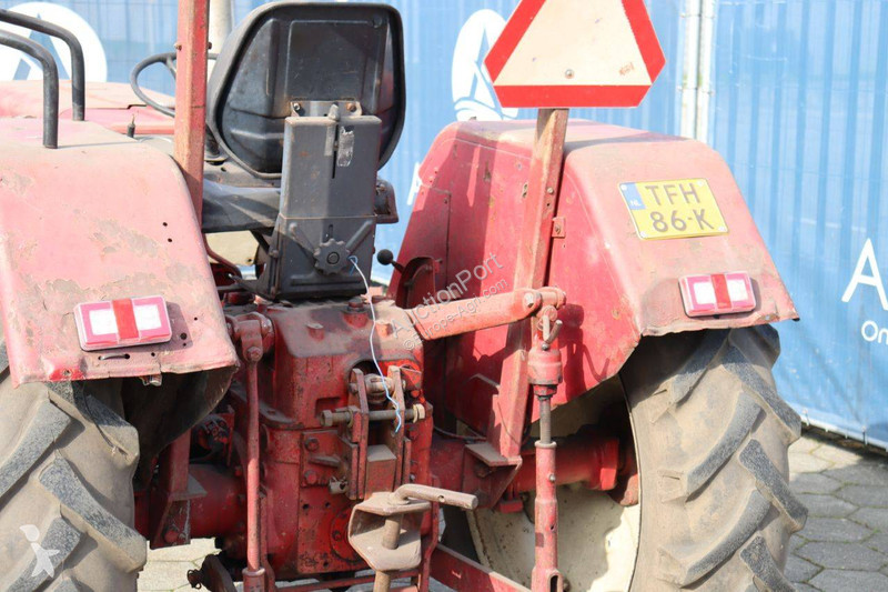 Tractor agrícola Mc Cormick 353
