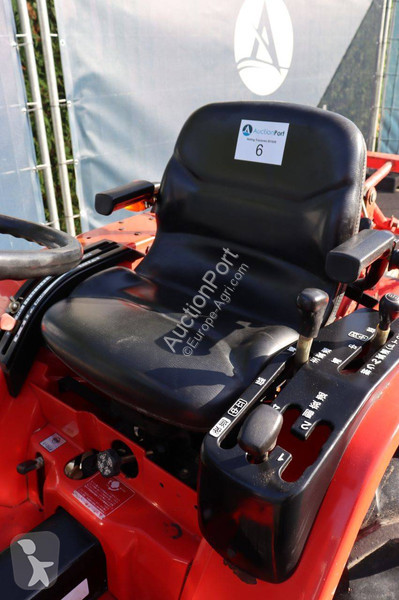 Tractor agrícola Mitsubishi MT155