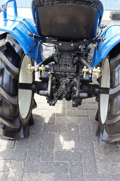 Tractor agrícola Iseki TX1510F