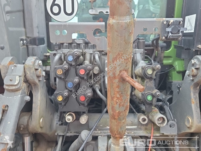 Tracteur agricole Fendt 828 VARIO PROFI PLUS