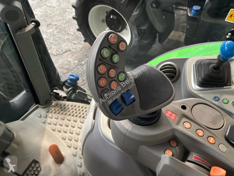 Tracteur agricole Deutz-Fahr Agrotron 6165...