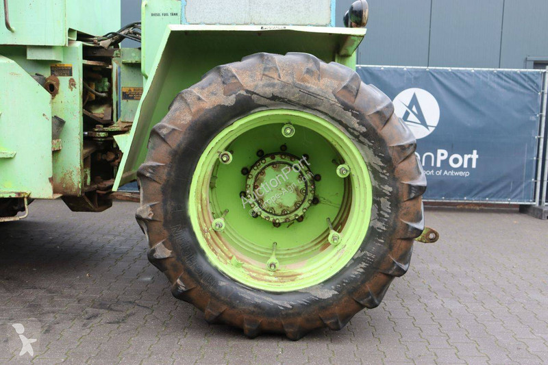 Zemědělský traktor  Bearcat PT225