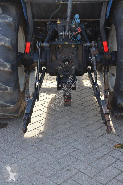 Zemědělský traktor New Holland TC40D