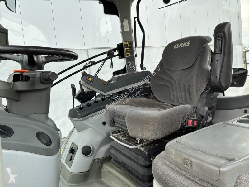 Zemědělský traktor Claas 830 Axion