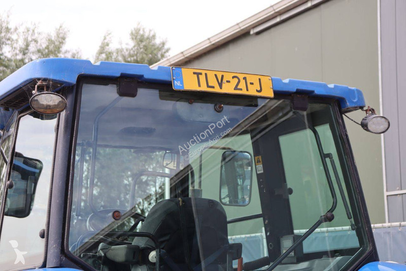 Tracteur agricole New Holland TL90