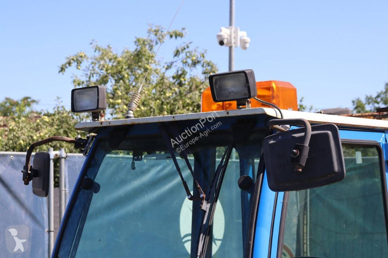Tractor Iseki TF321F