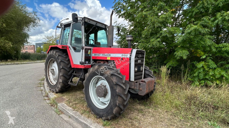 Tractor agrícola Massey Ferguson