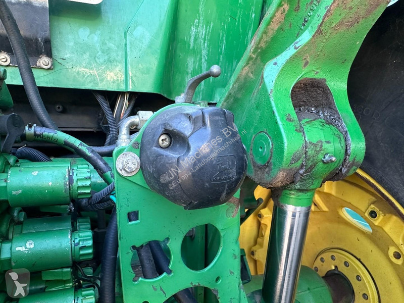 Lantbrukstraktor John Deere 8120 Powershift