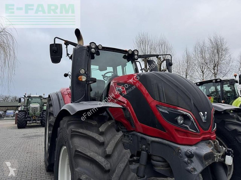 Valtra  t234 versu tractor