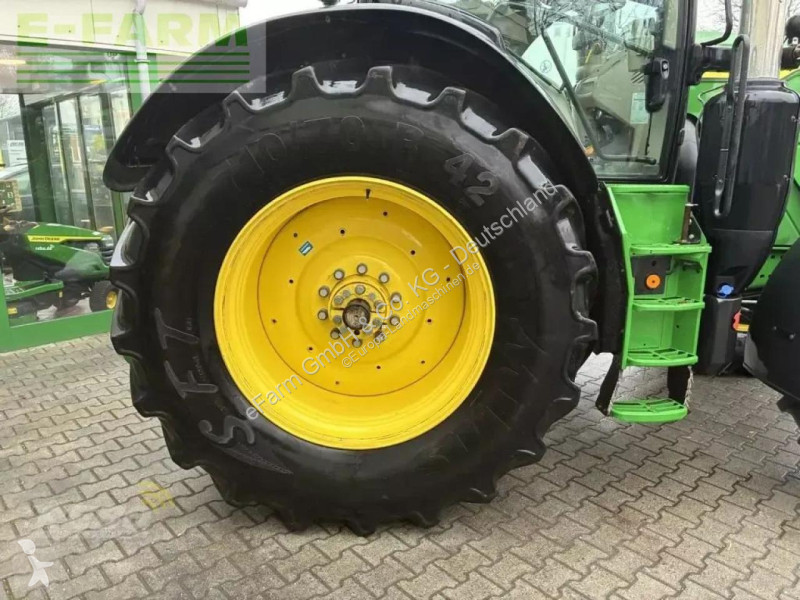 Landbrugstraktor John Deere  6r215