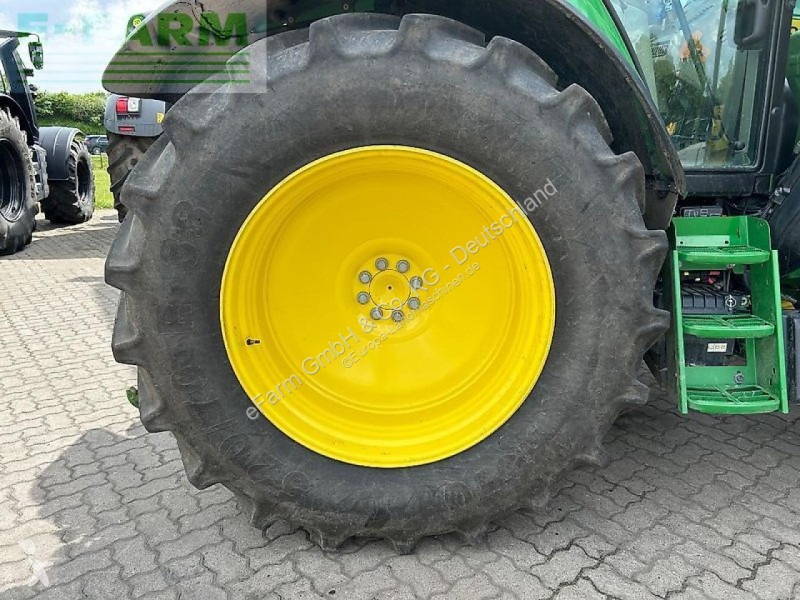 Landbrugstraktor John Deere  6m 125
