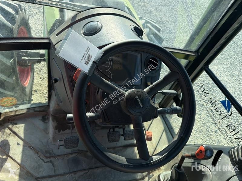 Tractor Claas Axos 340